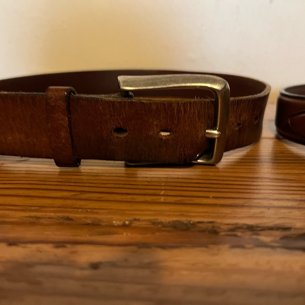 Belts - Picture 2 of 4